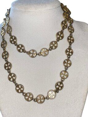 Designer inspired  Mixed Gold Silver T Logo Pendant chain Necklace old money